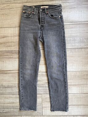Levi’s Premium Wedgie Straight Well Worn Black Grey Jeans 23x28 PC9 34964-0216